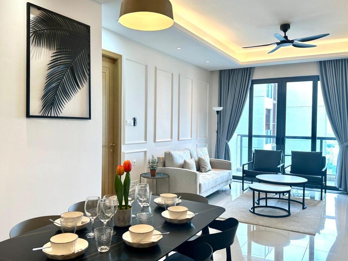 Pangsapuri R&f Seaview Walking To Ciq 2b2b Johor Bahru